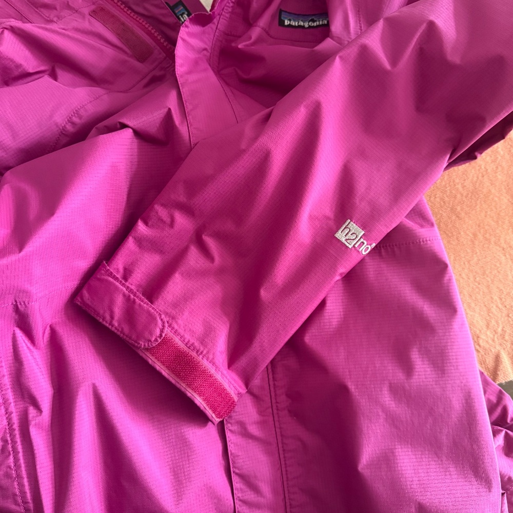 Patagonia Women's Rain Shell Jacket size M - Picture 10 of 12